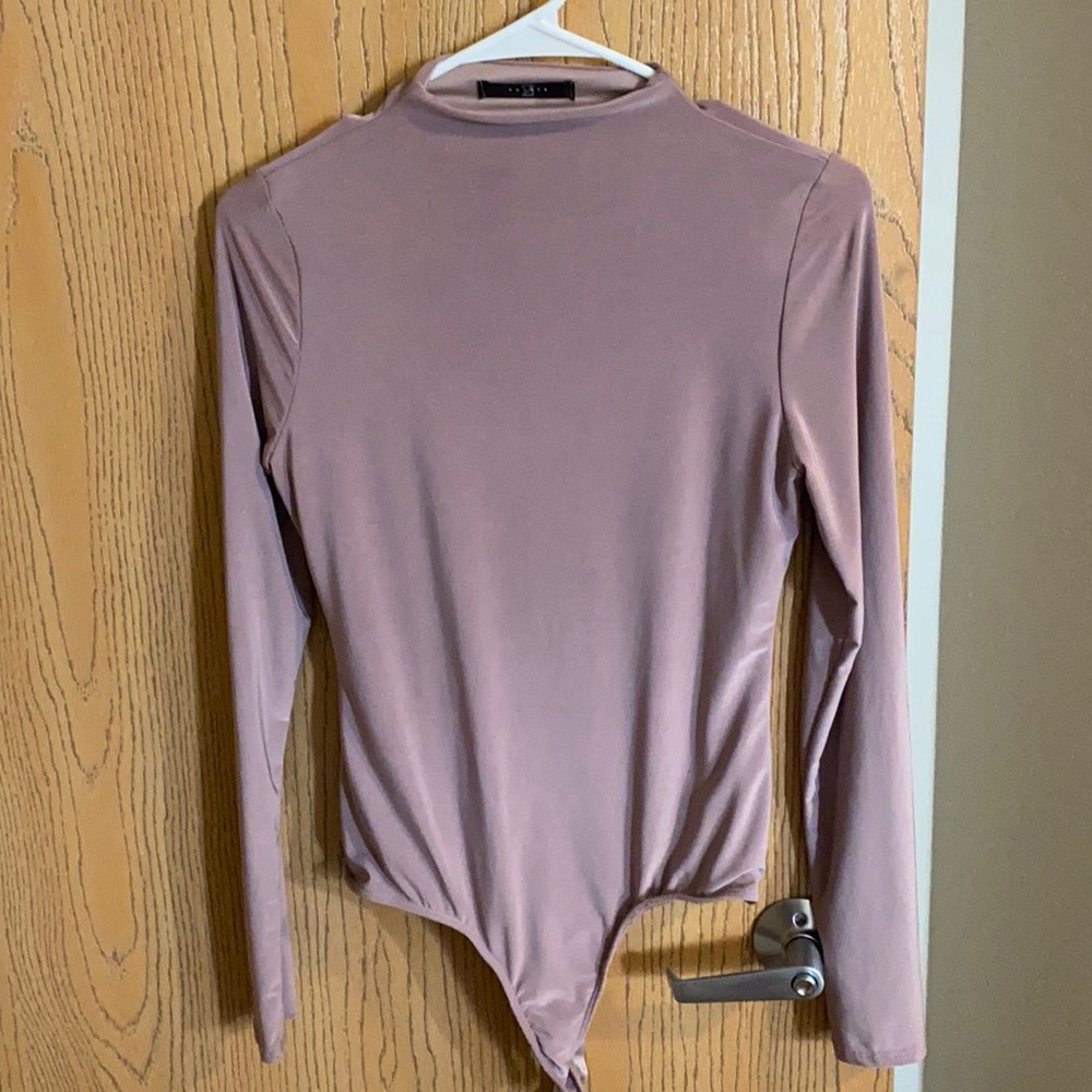 Long Sleeve Bodysuit!